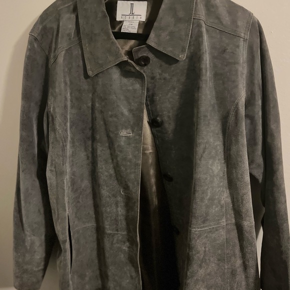 JL Studio Women’s Leather Jacket - Picture 3 of 6